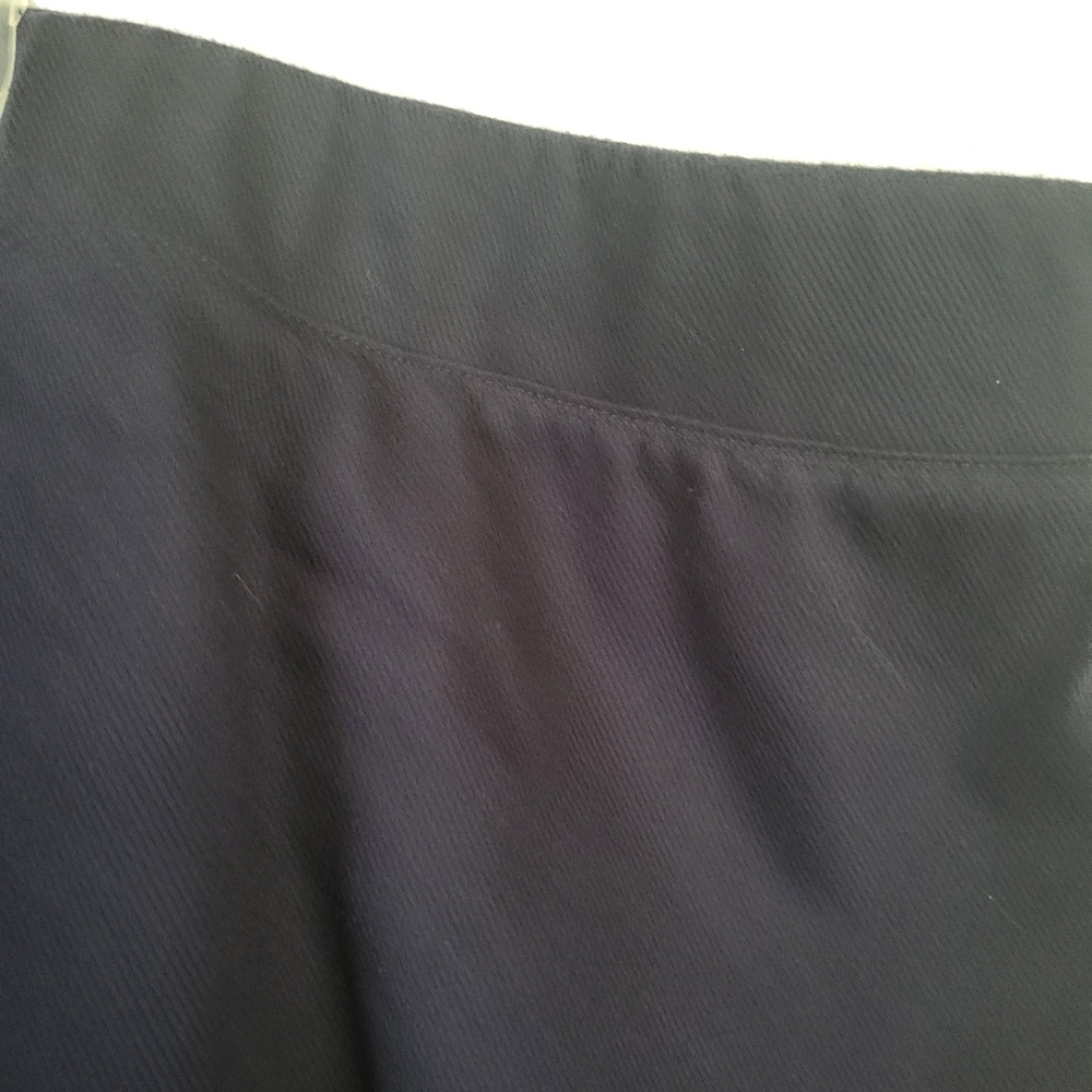 Ellos 34/36 4X Navy Capris - Picture 3 of 8
